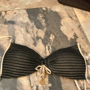 Luli Fama bikinis top